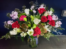 Load image into Gallery viewer, Beauty Bouquet

